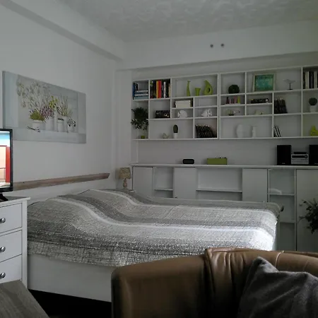 Apartment Kleine Mit Garten Und Terrasse Zingst